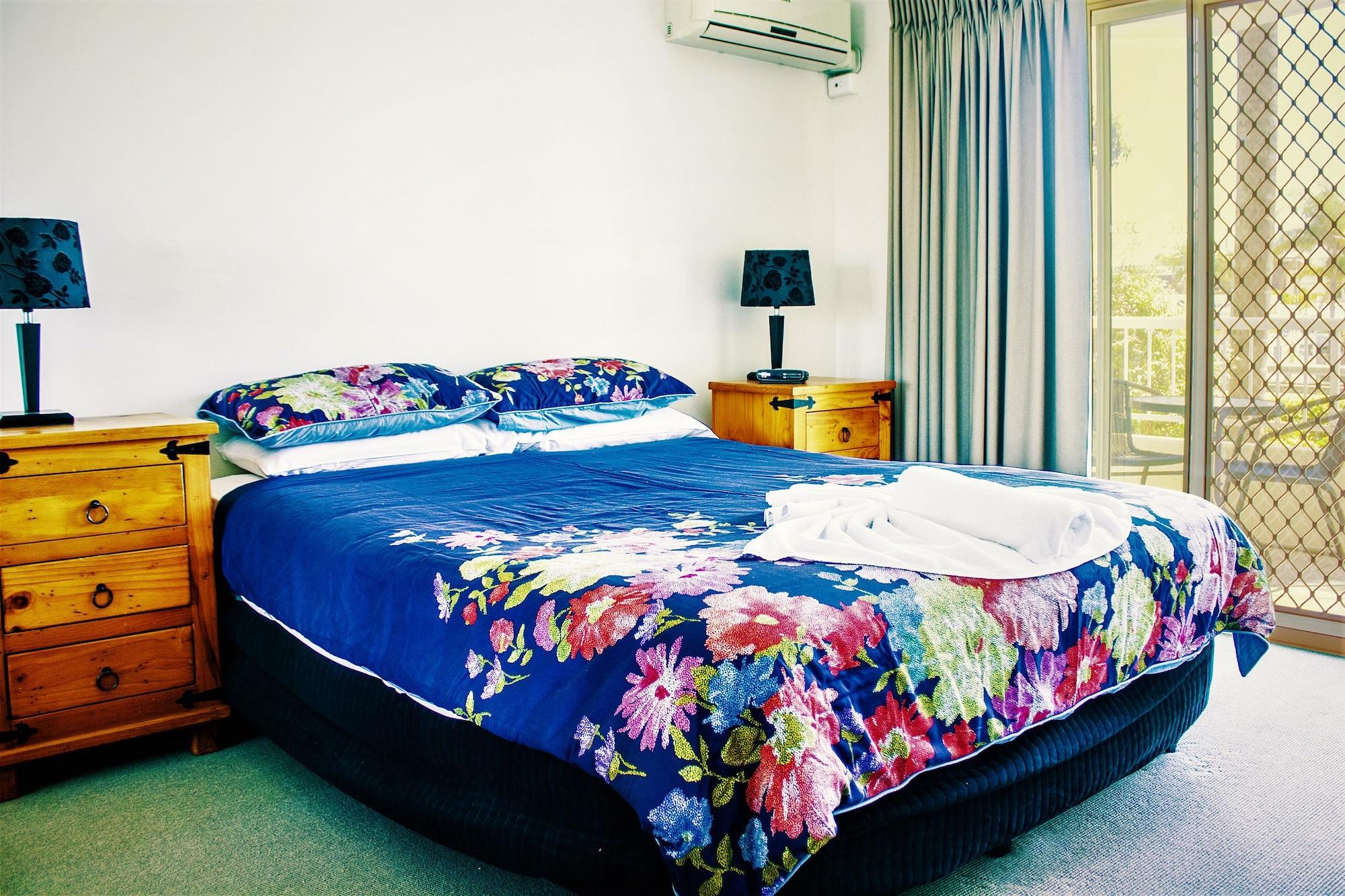 Key Largo Holiday Apartments โกลด์โคสต์ ภายนอก รูปภาพ
